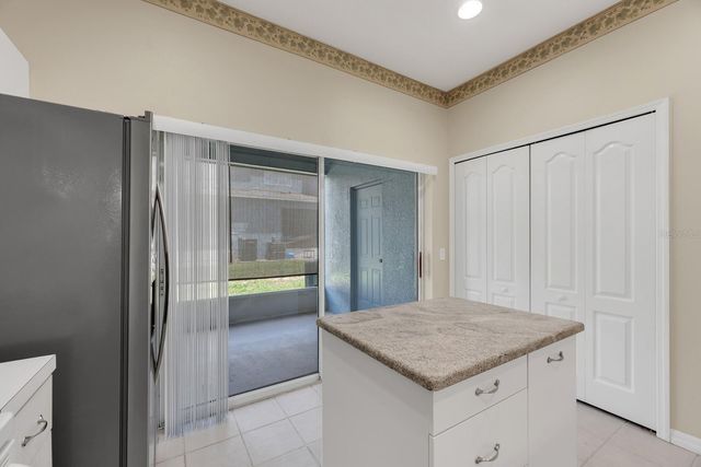 6737 LAKE ROCHESTER LANE, Gibsonton, FL 33534