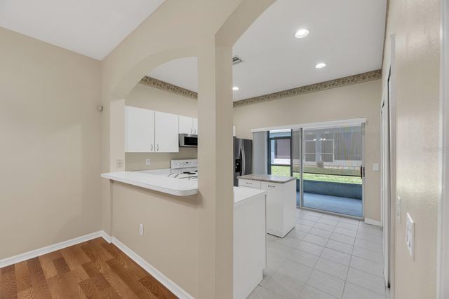 6737 LAKE ROCHESTER LANE, Gibsonton, FL 33534