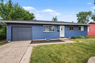 5015 Bloomfield Place, South Bend, IN 46619