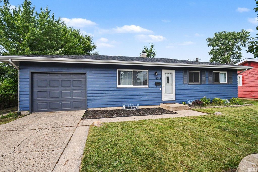 5015 Bloomfield Place, South Bend, IN 46619