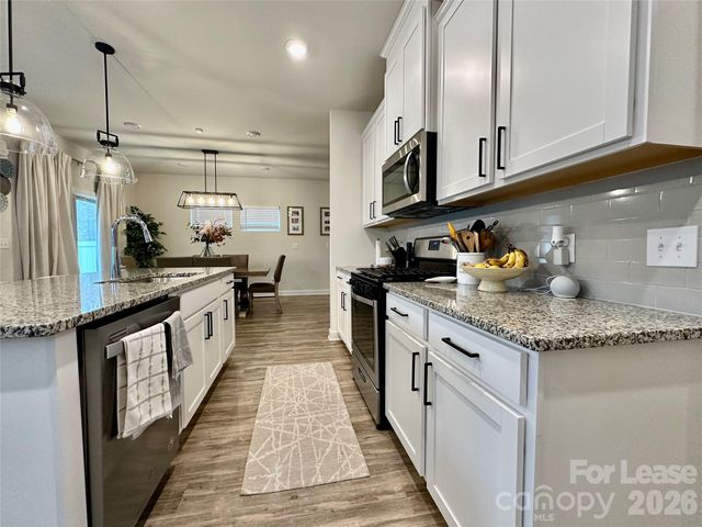 6212 Hailstone Road, Charlotte, NC 28215