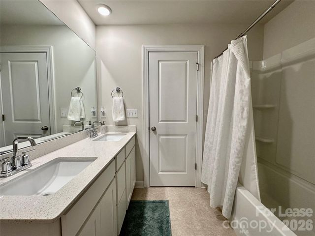 6212 Hailstone Road, Charlotte, NC 28215