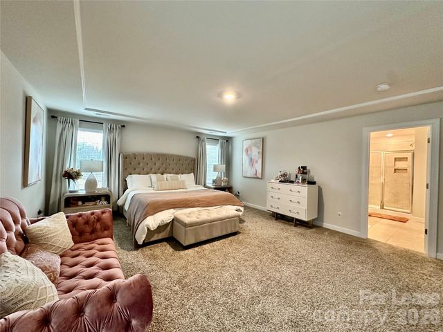 6212 Hailstone Road, Charlotte, NC 28215