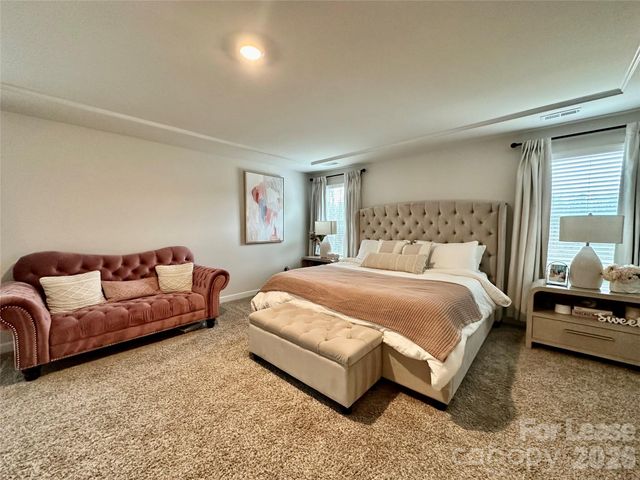 6212 Hailstone Road, Charlotte, NC 28215