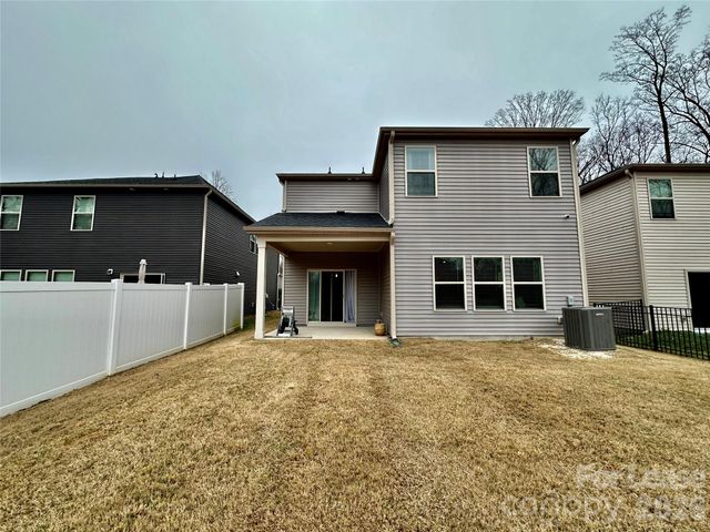 6212 Hailstone Road, Charlotte, NC 28215