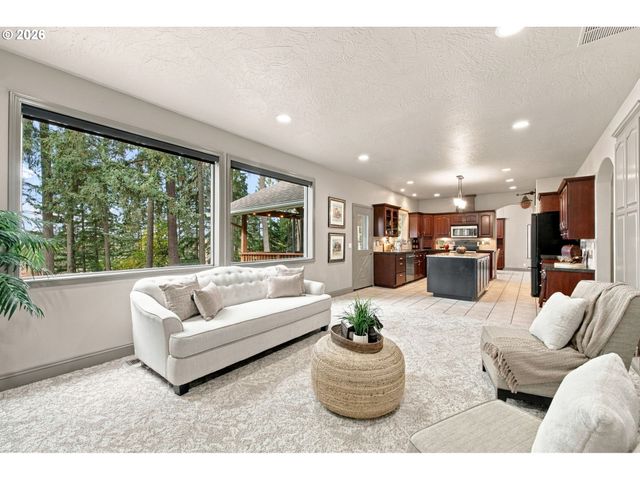 85520 APPLETREE Ct, Eugene, OR 97405