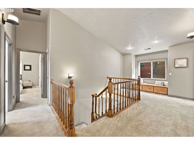85520 APPLETREE Ct, Eugene, OR 97405
