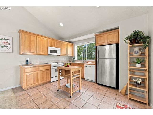 85520 APPLETREE Ct, Eugene, OR 97405
