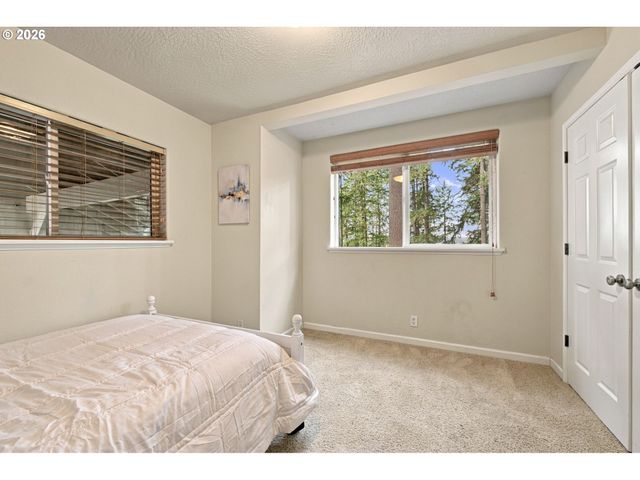 85520 APPLETREE Ct, Eugene, OR 97405