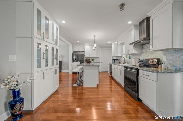 142 Bamford Avenue, Watertown, CT 06779