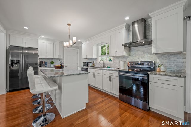 142 Bamford Avenue, Watertown, CT 06779