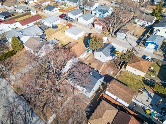 222 Park Drive, Joliet, IL 60436