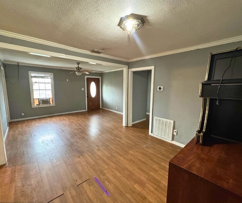 4325 Kostoryz, Corpus Christi, TX 78415 — photo 3