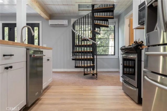 25150 Fern Valley Rd, Idyllwild, CA 92549