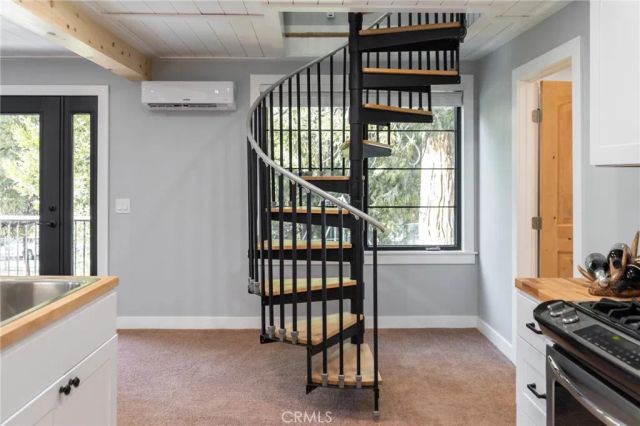 25150 Fern Valley Rd, Idyllwild, CA 92549