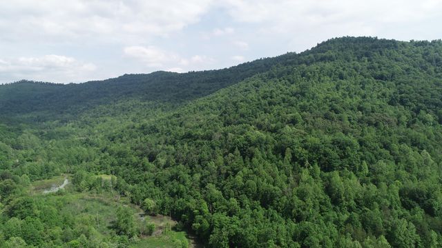 999 Rose Creek Road, Williamsburg, KY 40769