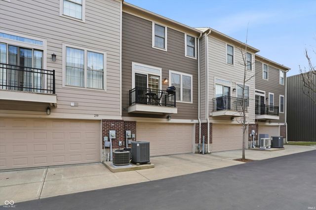 223 N Alabama Street, Indianapolis, IN 46204