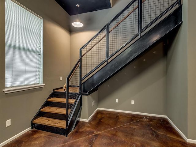 375 Triad Village Drive 18, Norman, OK 73071