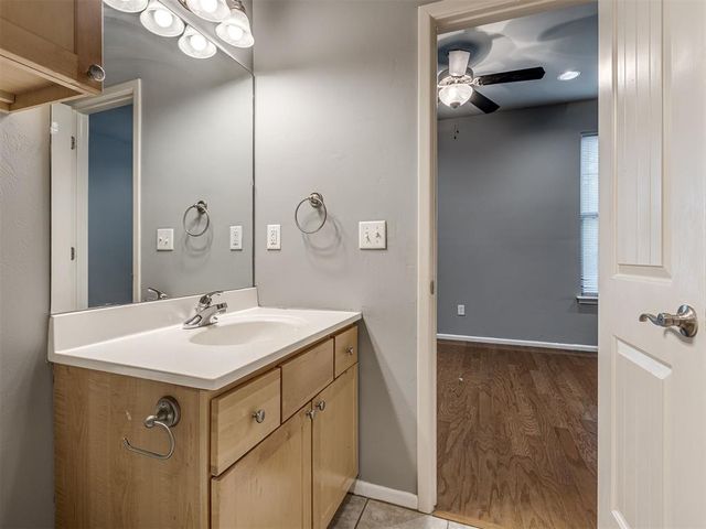 375 Triad Village Drive 18, Norman, OK 73071