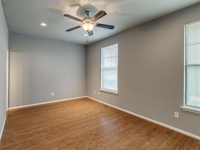 375 Triad Village Drive 18, Norman, OK 73071
