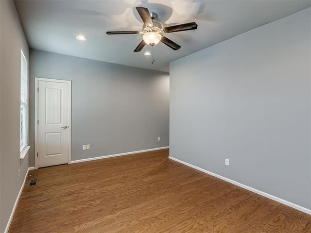 375 Triad Village Drive 18, Norman, OK 73071