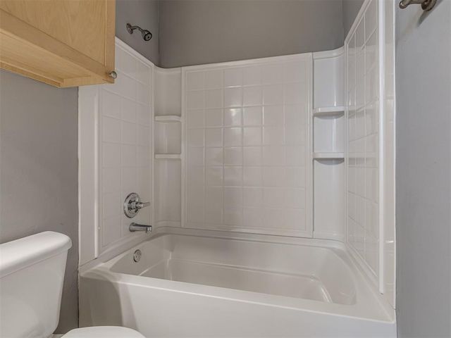 375 Triad Village Drive 18, Norman, OK 73071