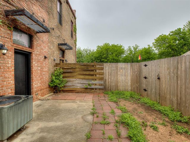 375 Triad Village Drive 18, Norman, OK 73071