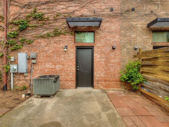 375 Triad Village Drive 18, Norman, OK 73071