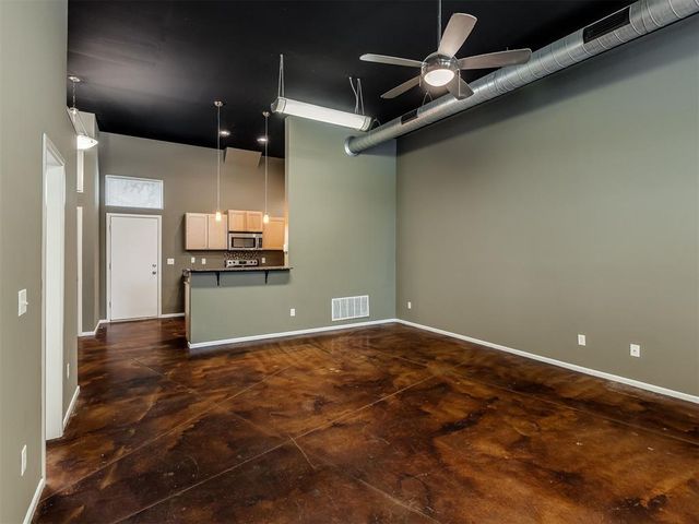 375 Triad Village Drive 18, Norman, OK 73071