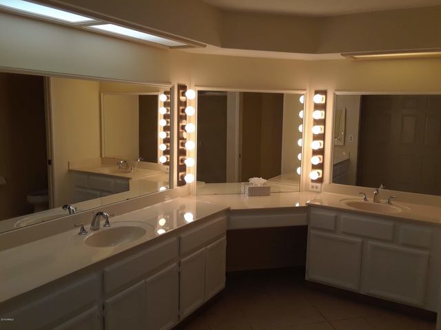 26425 S TRURO Drive, Sun Lakes, AZ 85248