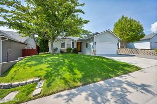 985 Hillside Drive, Carson City, NV 89705
