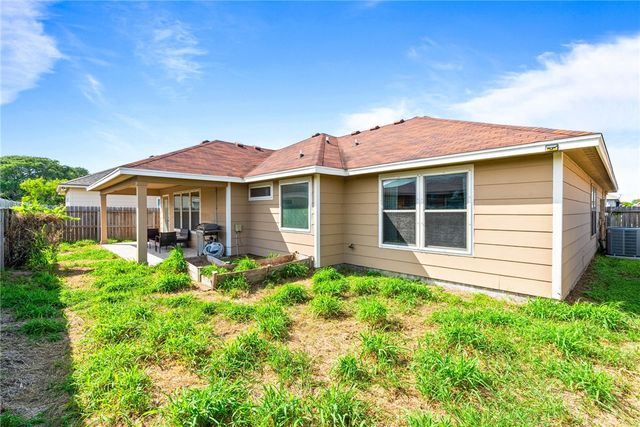 1121 Blackbuck Lane, Corpus Christi, TX 78418