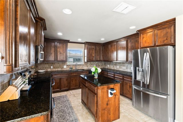 1121 Blackbuck Lane, Corpus Christi, TX 78418