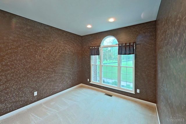 7507 Watkins Starkey Road, Harlan Twp, OH 45107