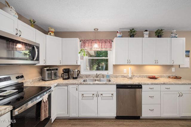 101 Jewel Street, Johnson City, TN 37601