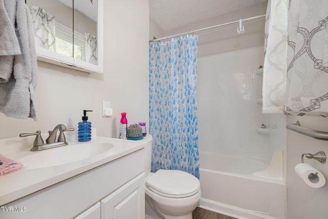 101 Jewel Street, Johnson City, TN 37601