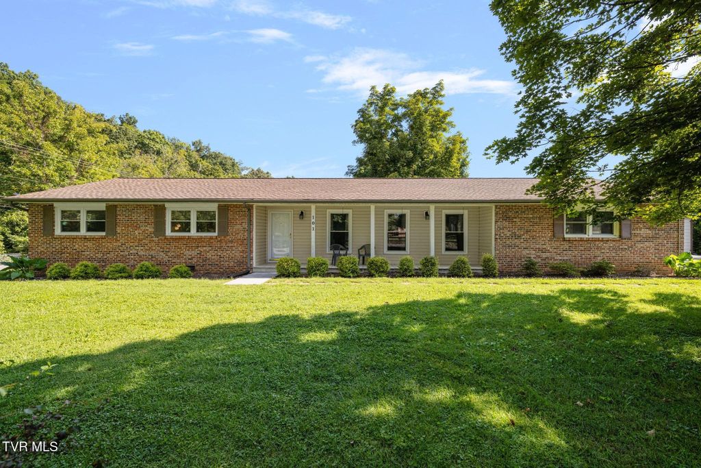 101 Jewel Street, Johnson City, TN 37601
