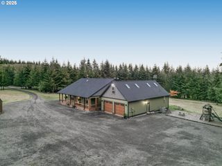 67391 HOLLYWOOD Rd, Deer Island, OR 97054