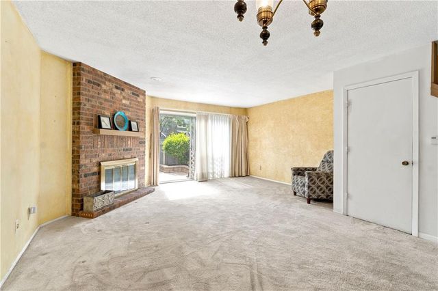8069 Monrovia Street, Lenexa, KS 66215
