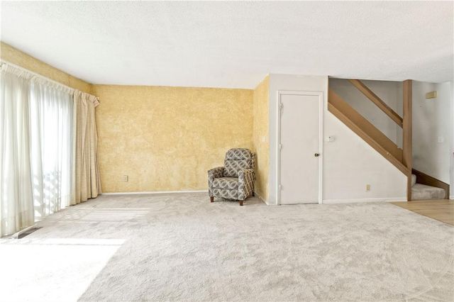 8069 Monrovia Street, Lenexa, KS 66215