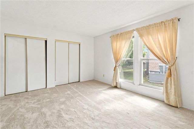 8069 Monrovia Street, Lenexa, KS 66215