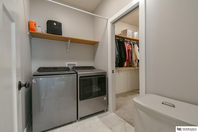 1010 N 104 Street, Lincoln, NE 68527