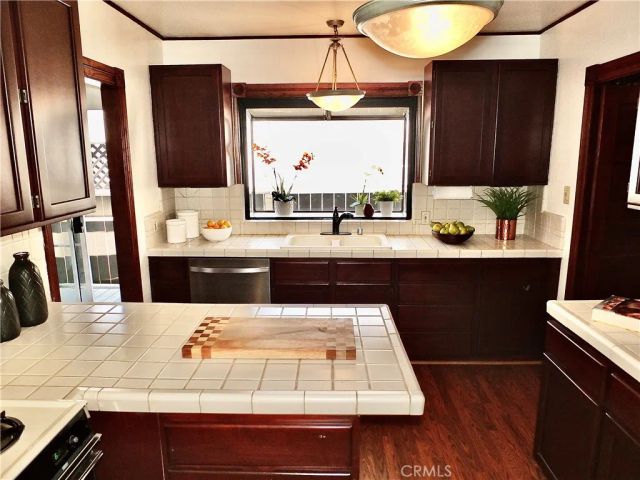 3839 Cedar Avenue, Long Beach, CA 90807