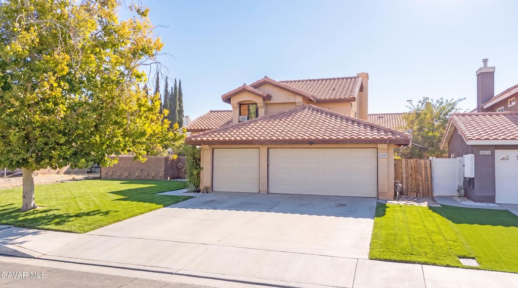 37909 Smoke Tree Street, Palmdale, CA 93552