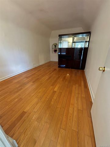 60-03 146TH Street, Flushing, NY 11355