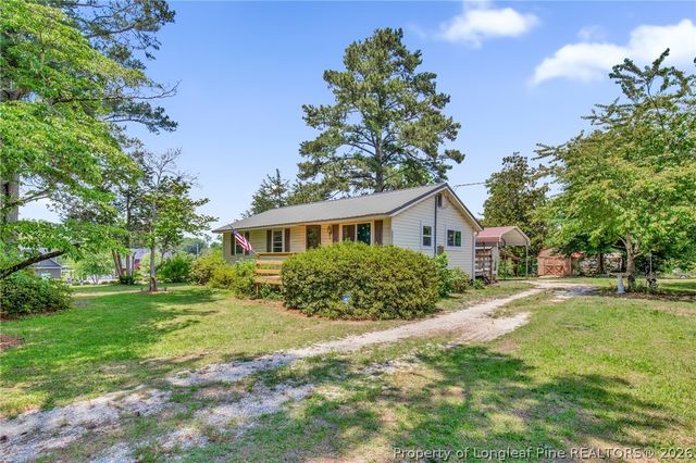 219 E Clinton Street, Autryville, NC 28318