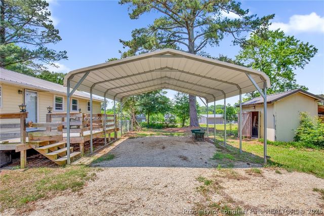 219 E Clinton Street, Autryville, NC 28318