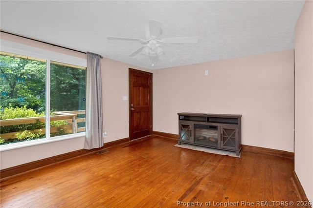 219 E Clinton Street, Autryville, NC 28318