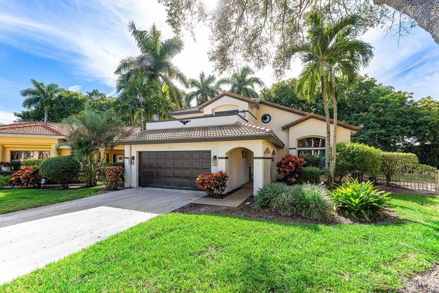 10664 San Bernardino Way, Boca Raton, FL 33428