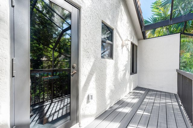 10664 San Bernardino Way, Boca Raton, FL 33428